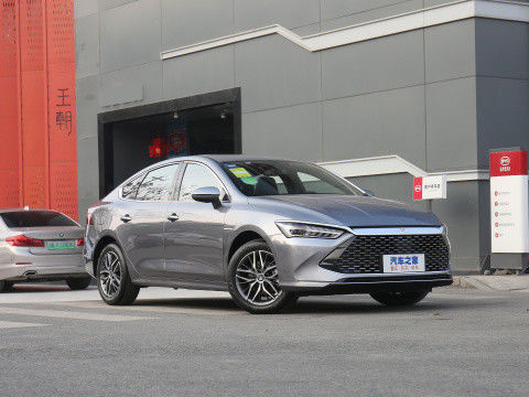 National VI BYD QIN PLUS 2021 EV DM-I 55KM 1.5L 81kW 4 Pintu 5 Kursi Sedan