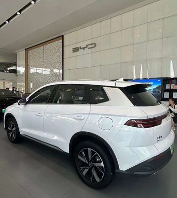 BYD Song Pro DM-I SUV listrik Cina Plug In Hybrid 1.5L 110 HP L4