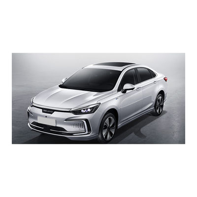 BEIJING EU7 Mobil EV Berukuran Sedeng Jarak Pelayaran 475KM Untuk Car Hailing Online