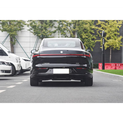 Hycan A06 Chinese Electric Taxi Mobil listrik ukuran menengah dengan jangkauan 550KM-630KM