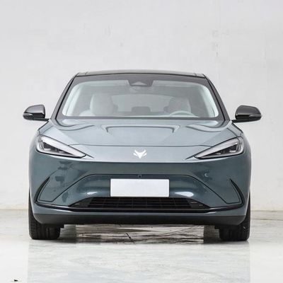 ARCFOX αS Chinese Electric Sedan Mengemudi Otonom Dengan Huawei