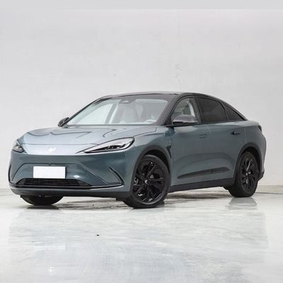 ARCFOX αS Chinese Electric Sedan Mengemudi Otonom Dengan Huawei
