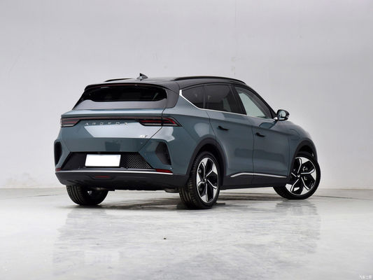 ARCFOX αT Electric 5 Seater SUV Huawei L2 Intelligent Driving Baterai Hidup 480KM-688KM