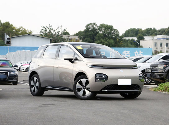 BaoJun Clouds Ev Sebuah hatchback sedan listrik kecil Dengan jangkauan 360KM-460KM