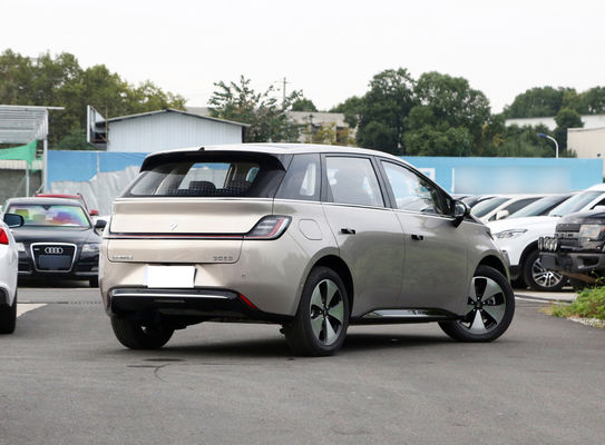 BaoJun Clouds Ev Sebuah hatchback sedan listrik kecil Dengan jangkauan 360KM-460KM