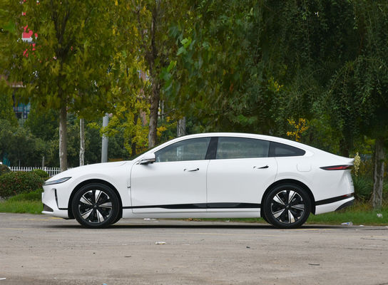 Chang'an A07 Sedan EV Dan Reev Dua Kombinasi Baterai Kehidupan 515km (EV) Dan 1200km (1.5T Engine Reev)