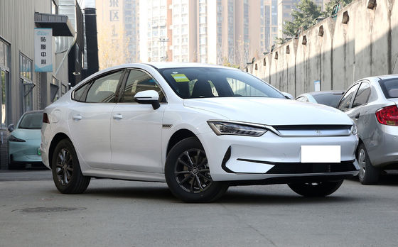 2024 BYD Qin Plus 55km/120km Honor Model China D-MI Plug dalam mobil hibrida