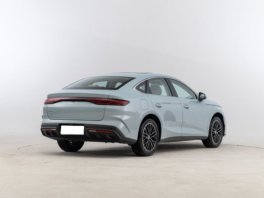 BYD Qin L, teknologi D-mi 5.0, jangkauan komprehensif 2000KM+. PHEV dengan jangkauan terpanjang di Cina.