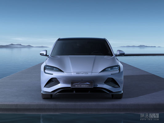 BYD 2025 Seal, sedan listrik murni dengan jangkauan hingga 650km, sistem mengemudi cerdas baru dan nilai terbaik untuk uang sedan listrik ukuran menengah.