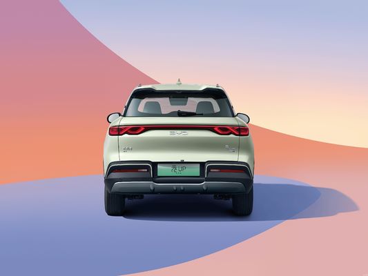 2025 BYD Yuan UP. memiliki fitur baru mengemudi cerdas. jangkauan listrik murni dari 301KM-401KM. nilai terbaik untuk uang
