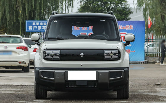 Baojun Yueye Plus adalah kendaraan listrik Cina dengan desain kotak yang khas, menawarkan jangkauan CLTC 401 km.memberikan nilai yang luar biasa untuk uang