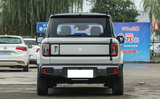 Baojun Yueye Plus adalah kendaraan listrik Cina dengan desain kotak yang khas, menawarkan jangkauan CLTC 401 km.memberikan nilai yang luar biasa untuk uang
