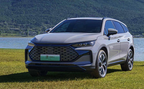 Rentang Mengemudi Kombinasi SUV Listrik Cina Wireless Smartphone Charging BYD TANG DMI